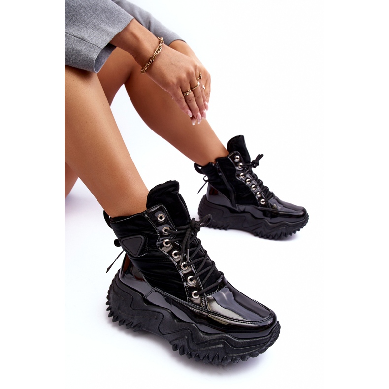 Zateplené kotníkové boty na masivní platformě, černé černá 1