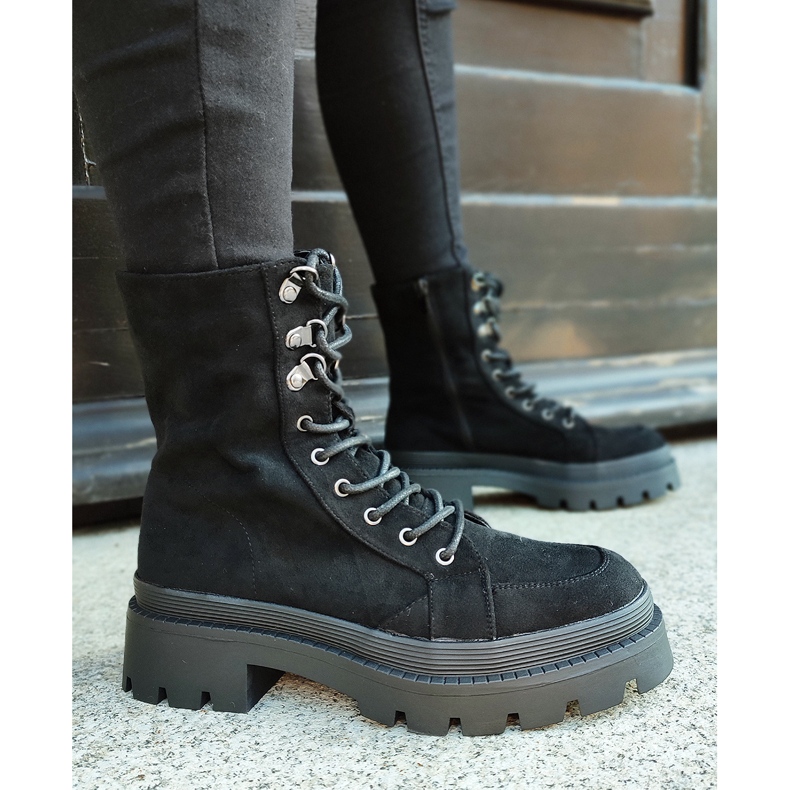 Dámské černé semišové pracovní boty se silnou podrážkou černá 2