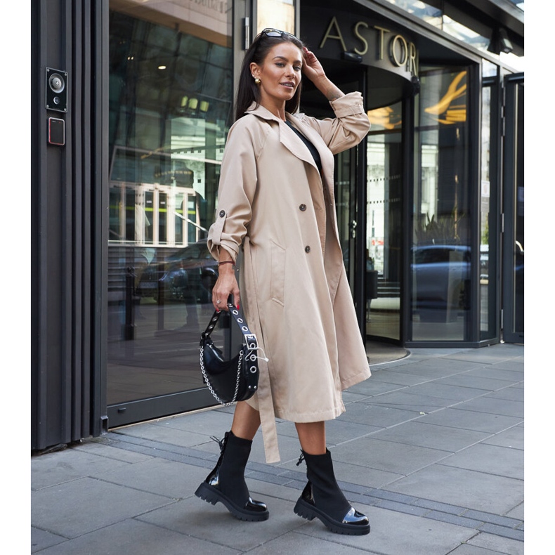 Inna Černé lakované kotníkové boty značky Albertina černá 1