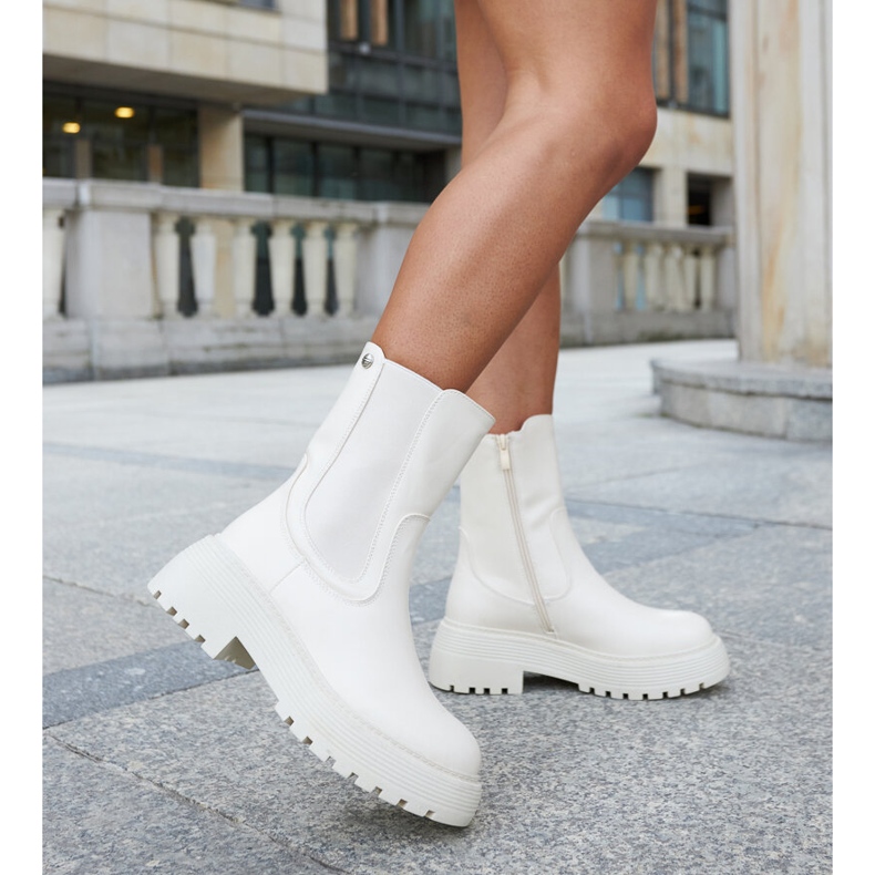 Krémové zateplené kotníkové boty na platformě Rinaldo béžový 2