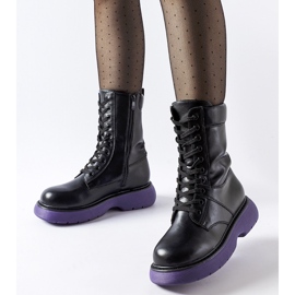 Černé zateplené boty s fialovou podrážkou Beata černá 1