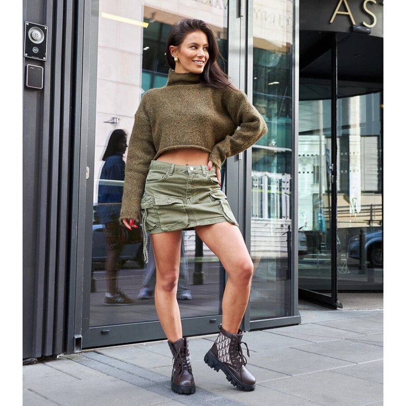 Hnědé kotníkové boty s ozdobnými nápisy Madelene hnědý 1