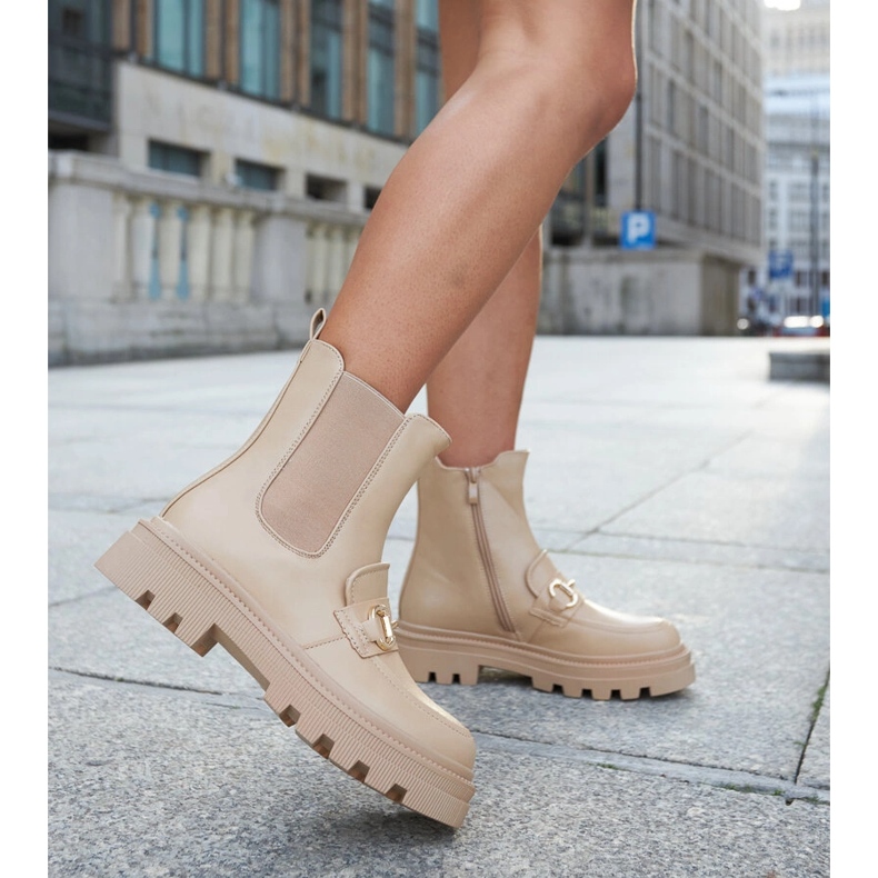 Tmavě béžové kotníkové boty s chráničem Sailetto béžový 2