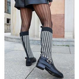 Černobílé dlouhé houndstooth boty značky Maestas černá 4