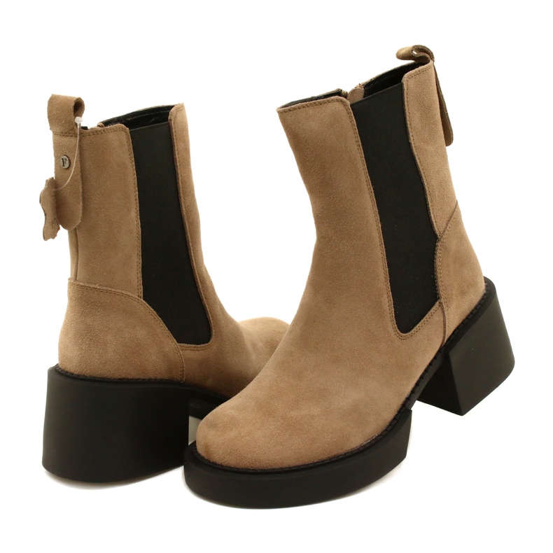 Filippo Béžové kožené semišové kotníkové boty na vysokém podpatku béžový 3