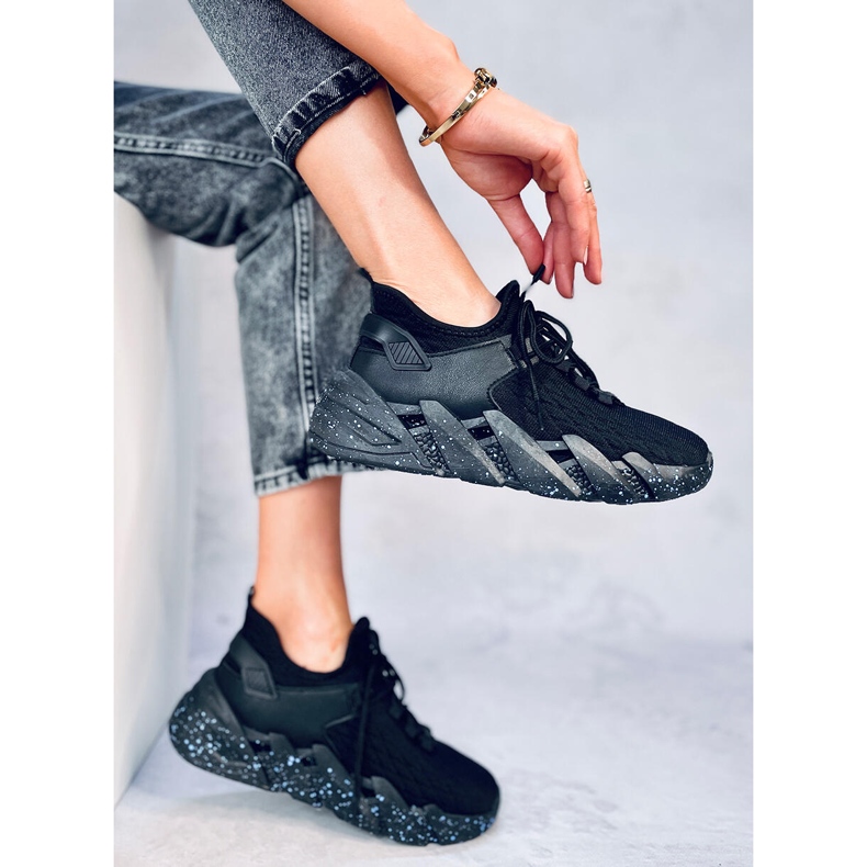 Ponožkové sportovní boty Indu Black černá 2