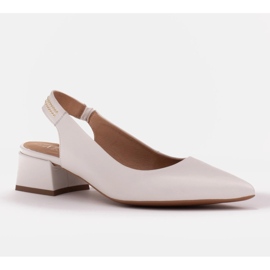 Marco Shoes Bílé sandály s tryskami bílý 1