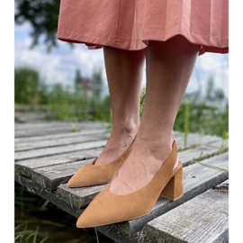 Marco Shoes Hnědé lodičky na podpatku z přírodního veluru hnědý 1
