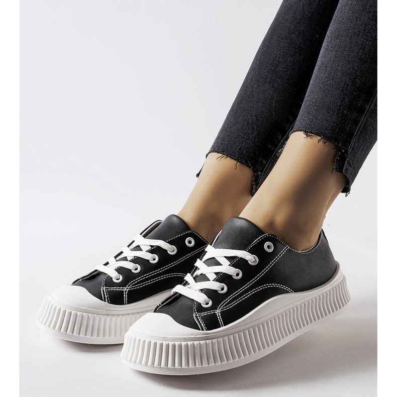 Černé tenisky Erbezzo na platformě černá 1 Černé tenisky Erbezzo na platformě černá 1