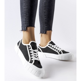 Černé tenisky na silné platformě Egidio černý 1