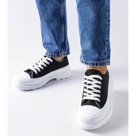 Černé tenisky se sportovní podrážkou Bettole černá 1