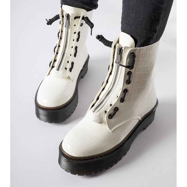 Inna Bílé kotníkové boty na platformě s embosováním Ascea bílý 1