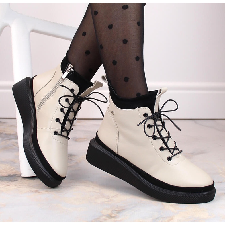 Béžové zateplené kožené boty na platformě od Filippo DBT4799 béžový 1