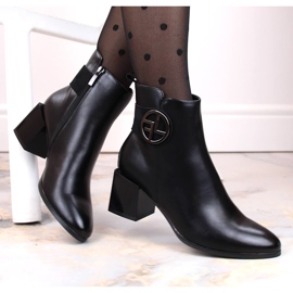 Dámské černé, zateplené kotníkové boty na ozdobném vysokém podpatku, Potocki SZ12227 černá 1 Dámské černé, zateplené kotníkové boty na ozdobném vysokém podpatku, Potocki SZ12227 černá 1