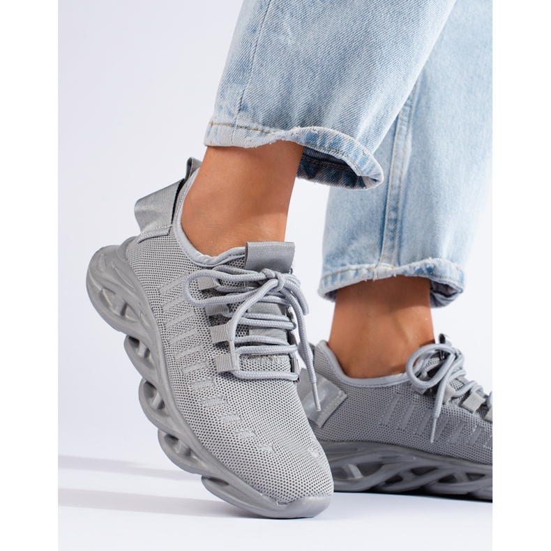 TRENDI Šedé světlé tenisky šedá 1