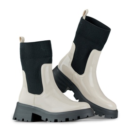 Béžové lakované dělnice s pružným svrškem béžový 2