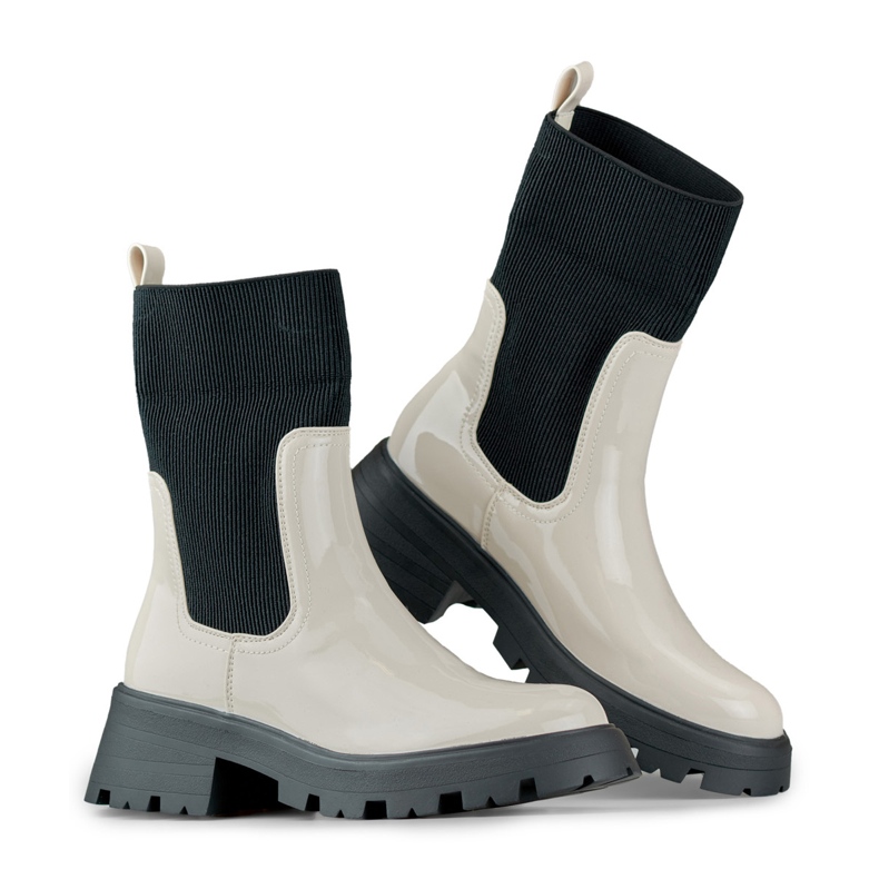 Béžové lakované dělnice s pružným svrškem béžový 2