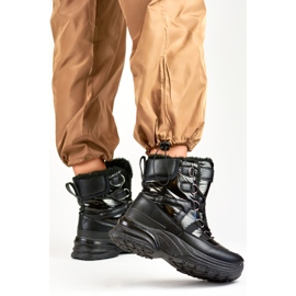 Dámské černé sportovní sněhule na šněrování černá 1