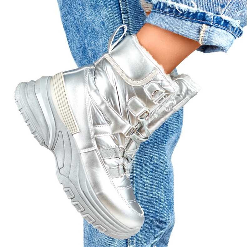 Dámské stříbrné sportovní sněhule na šněrování stříbrný 1