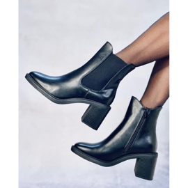 Klasické boty na vysokém podpatku Clea Black černá 5