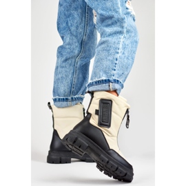 Dámské béžové sněhule s černou podrážkou béžový 2 Dámské béžové sněhule s černou podrážkou béžový 2