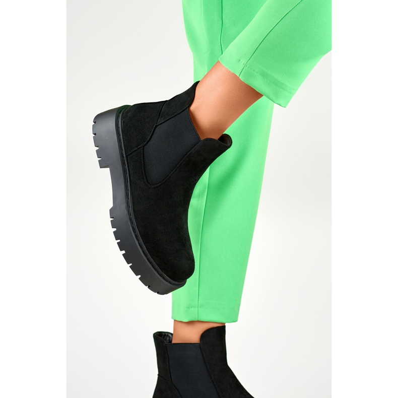 Semišové dámské Chelsea boty se silnou podrážkou černá 1