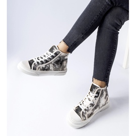 Inna Černé distressed tenisky Turistico černý 1