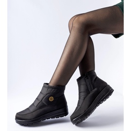 Černé sněhule na nízkém klínku Vittore černá 1 Černé sněhule na nízkém klínku Vittore černá 1