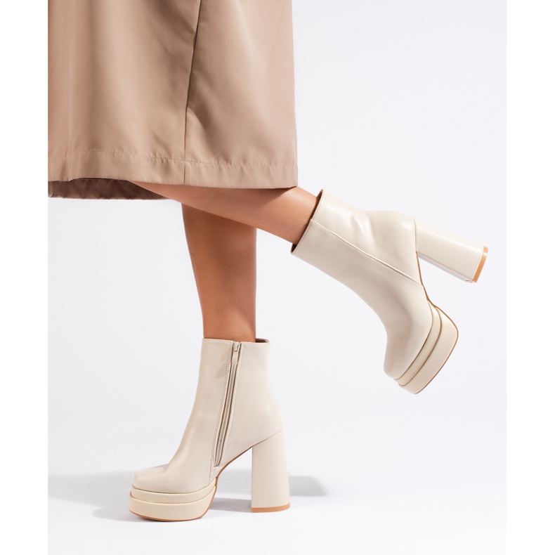Krémové kotníkové boty Shelovet na vysokém podpatku béžový 1