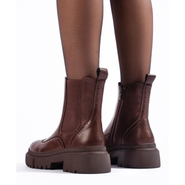 Shelovet hnědé prolamované boty Chelsea hnědý 2 Shelovet hnědé prolamované boty Chelsea hnědý 2