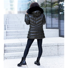 Černé lakované kotníkové boty s kamínky Sfaranda černý 2