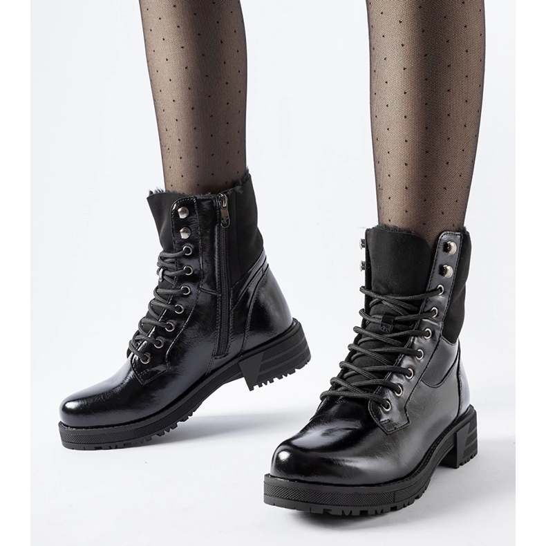 Černé zateplené dělnické boty černá 1