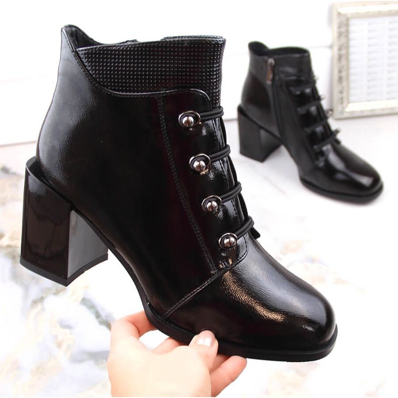 Dámské lakované, zateplené kotníkové boty, černé, Filippo DBT4891 černá 1