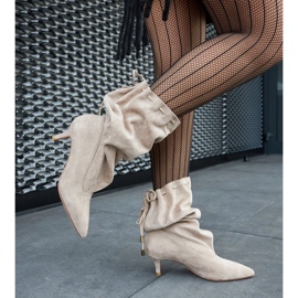 Béžové semišové eko semišové nízké nazouvací kozačky béžový 1 Béžové semišové eko semišové nízké nazouvací kozačky béžový 1