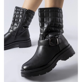 Černé prošívané kotníkové boty Bluffs černý 1