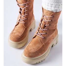 Červené tenisky s masivní podrážkou Riel 2 Červené tenisky s masivní podrážkou Riel 2