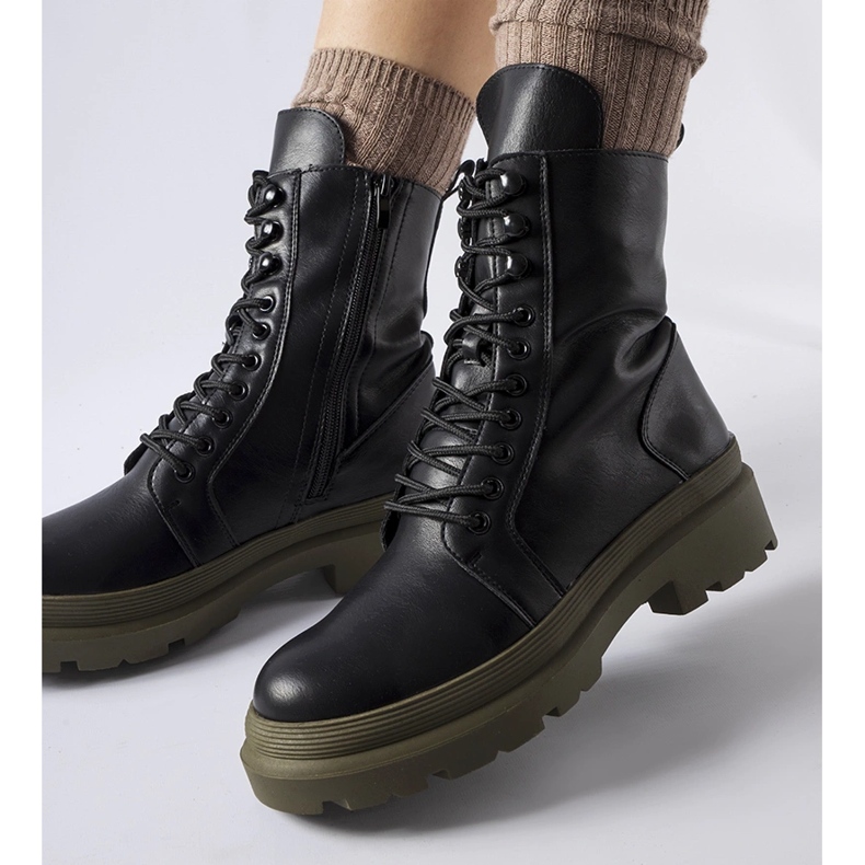 Černé tenisky s barevnou podrážkou Quennie černá 1