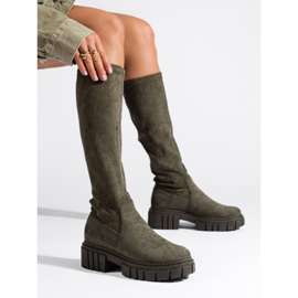 Shelovet tmavě zelené semišové nazouváky zelená 1