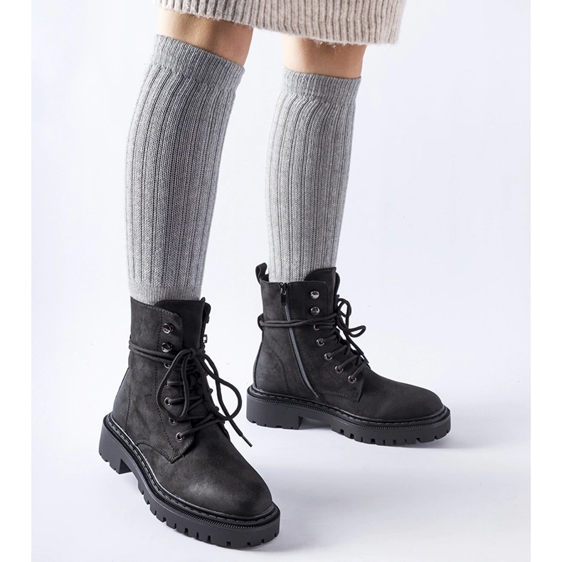 Černé ploché boty s Brattle chráničem černá 1 Černé ploché boty s Brattle chráničem černá 1