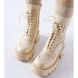 Béžové dělnické boty s masivní podrážkou Olona béžový 2