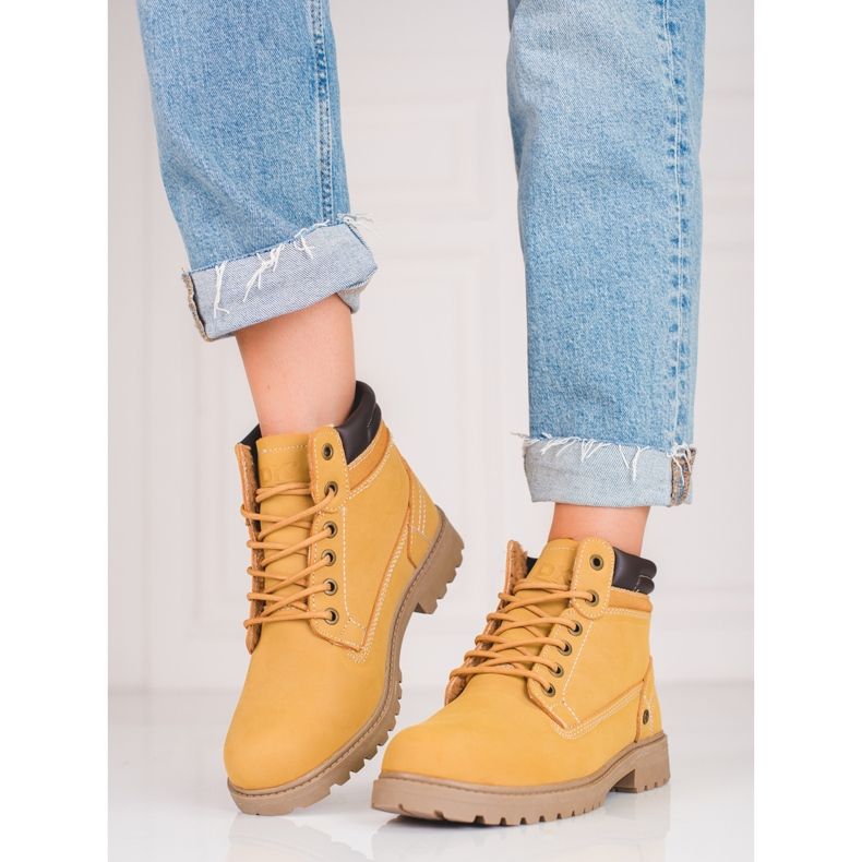 Dámské kožené turistické boty DK hnědý 1