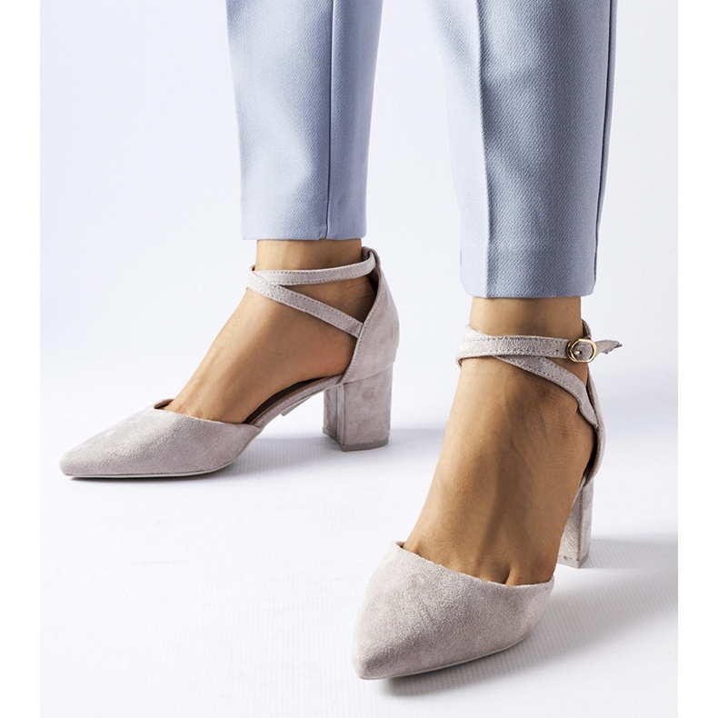 Šedé lodičky na nízkém podpatku od Florina šedá 1