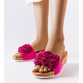 Růžové sandály na klínku od Estella růžový 1