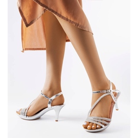 Stříbrné sandály s kubickými zirkony od Cittareale stříbrný 1