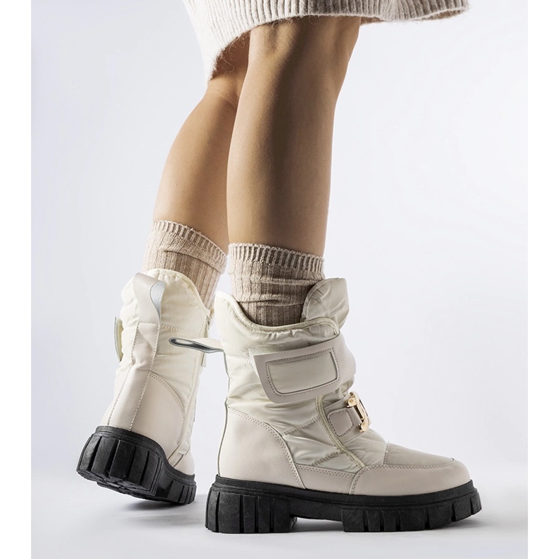 Béžové sněhule s ozdobnou přezkou Athos béžový 1