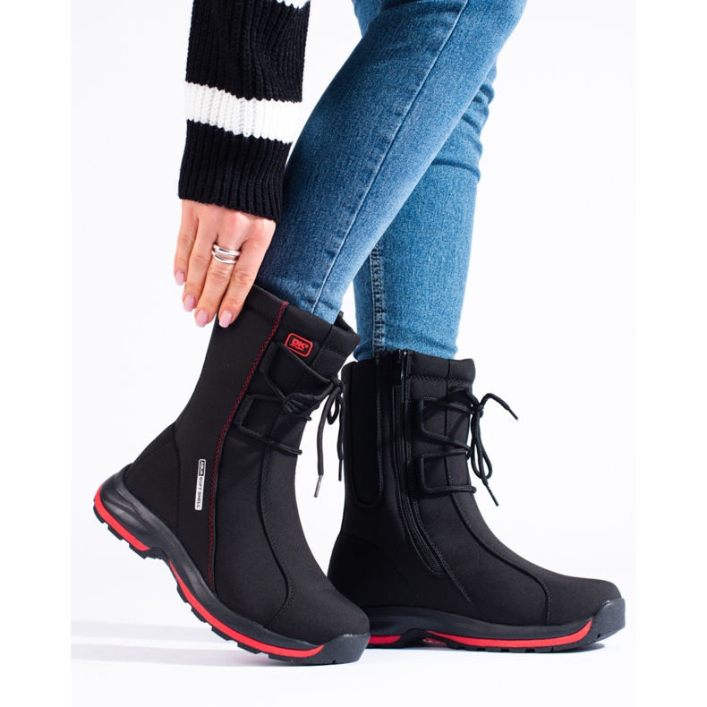 Dámské trekové boty s kabátkem z ovčí kůže DK černá 1