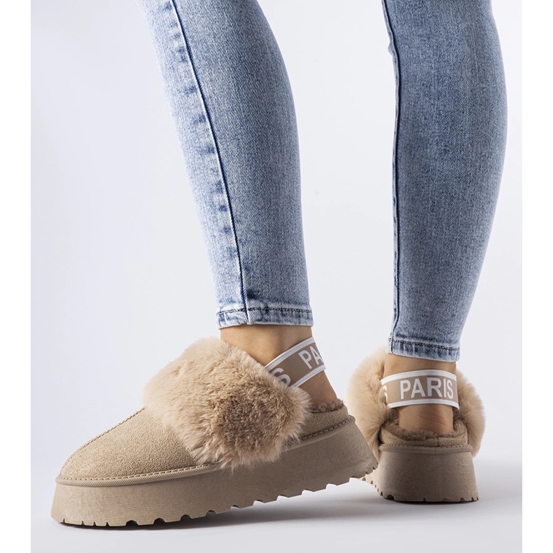 Béžové zateplené pantofle s gumičkou a kožíškem Sangro béžový 1