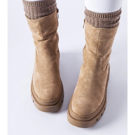 Hnědé zateplené kotníkové boty s masivní platformou Umber hnědý 2