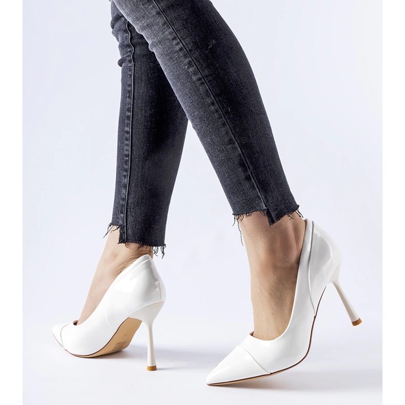 Bílé patentované podpatky Inferiore bílý 1