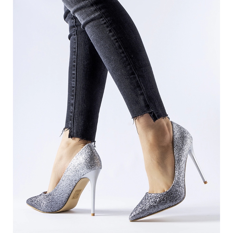 Stříbrné třpytivé vysoké podpatky Covo stříbrný 1 Stříbrné třpytivé vysoké podpatky Covo stříbrný 1